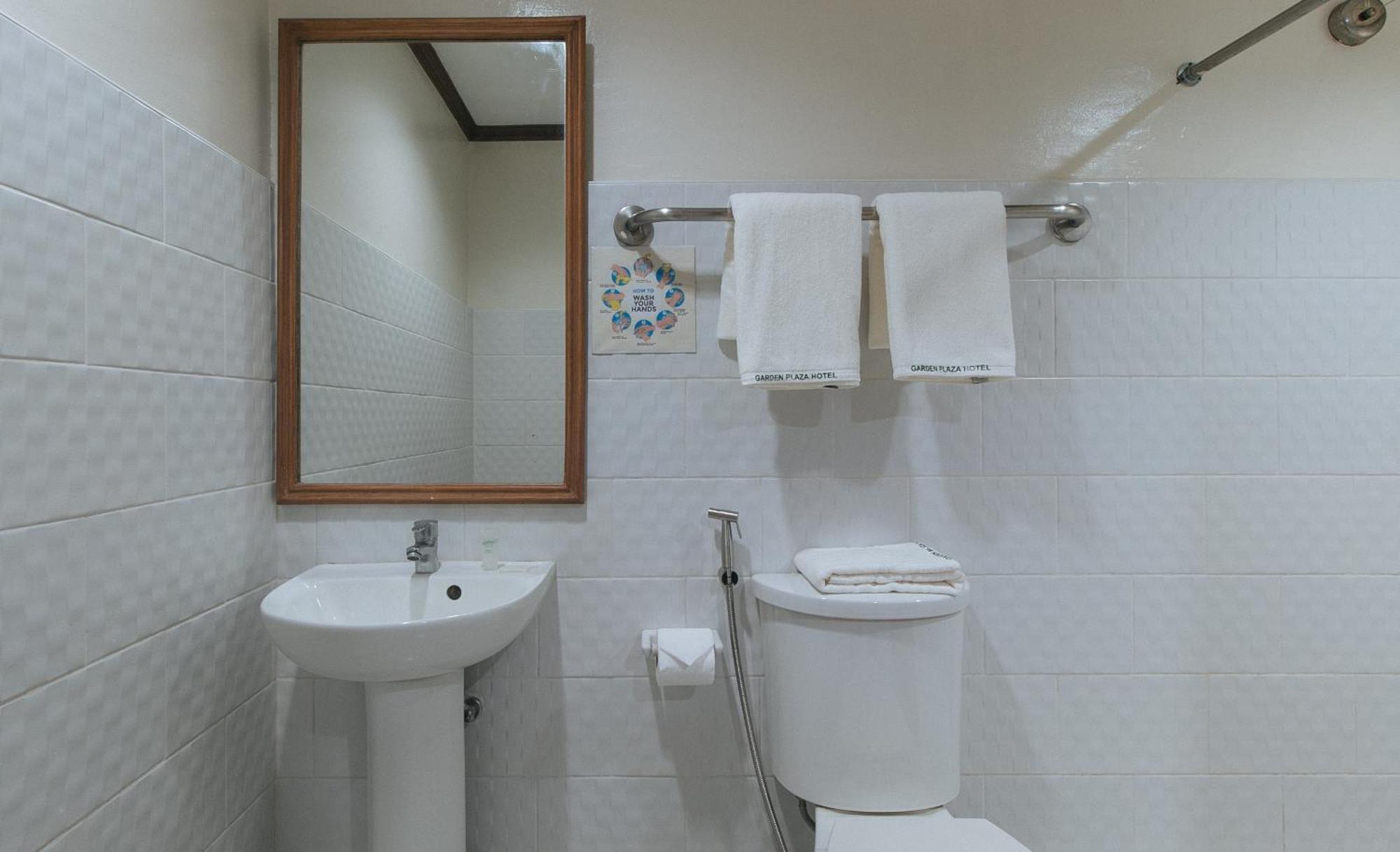 Garden Plaza Hotel 마닐라 외부 사진